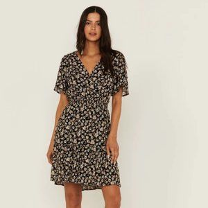 IDYLLWIND WOMEN'S ABERDEEN ROAD FLORAL WRAP DRESS